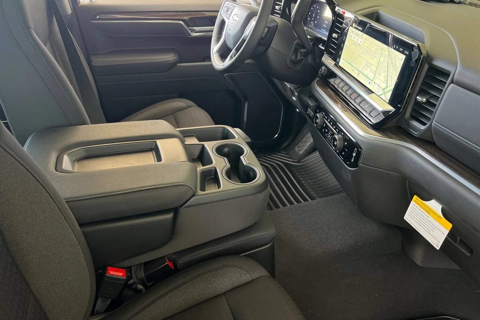 New 2026 Summit White Chevrolet LT (2FL) image 15