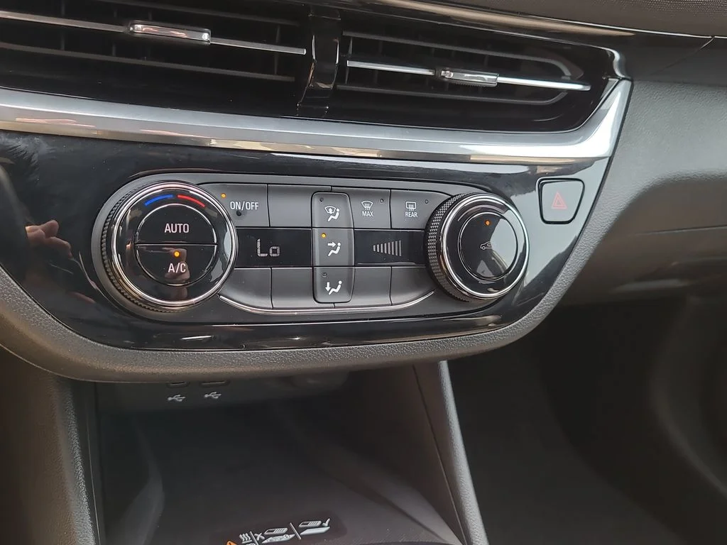 Used 2024 White Buick Sport Touring image 26