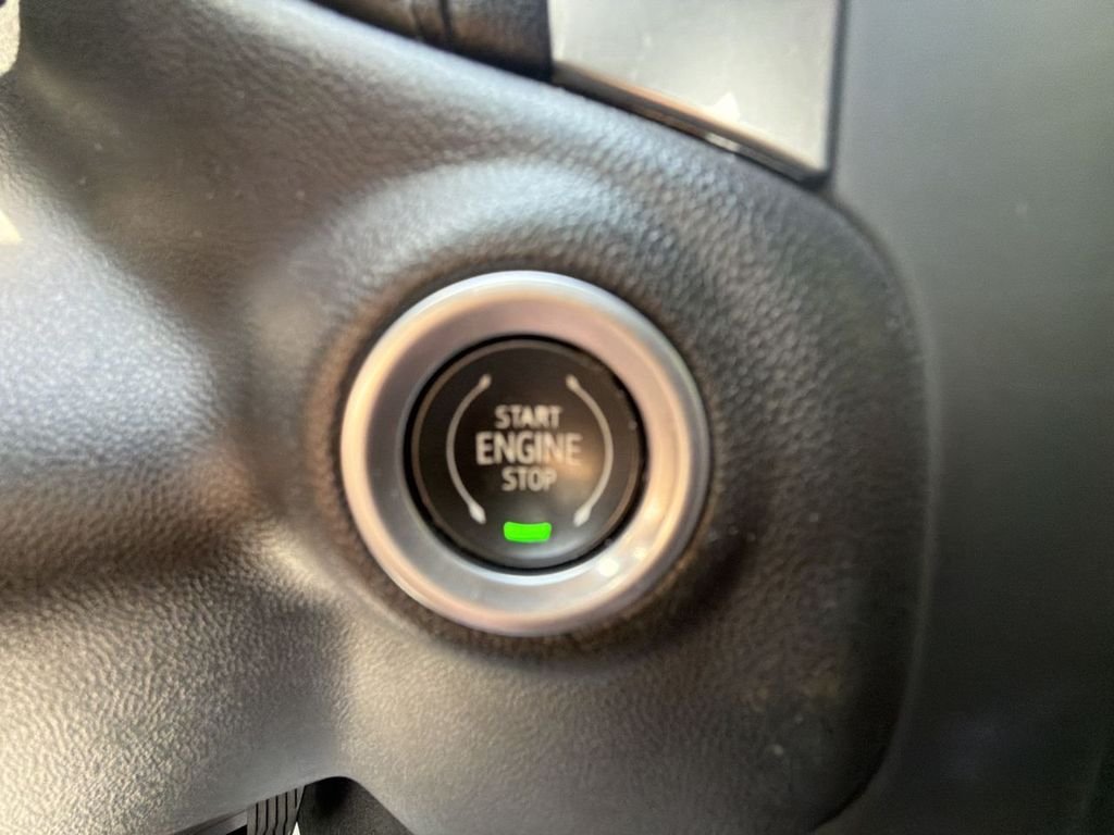Used 2022 Black Chevrolet RST image 17