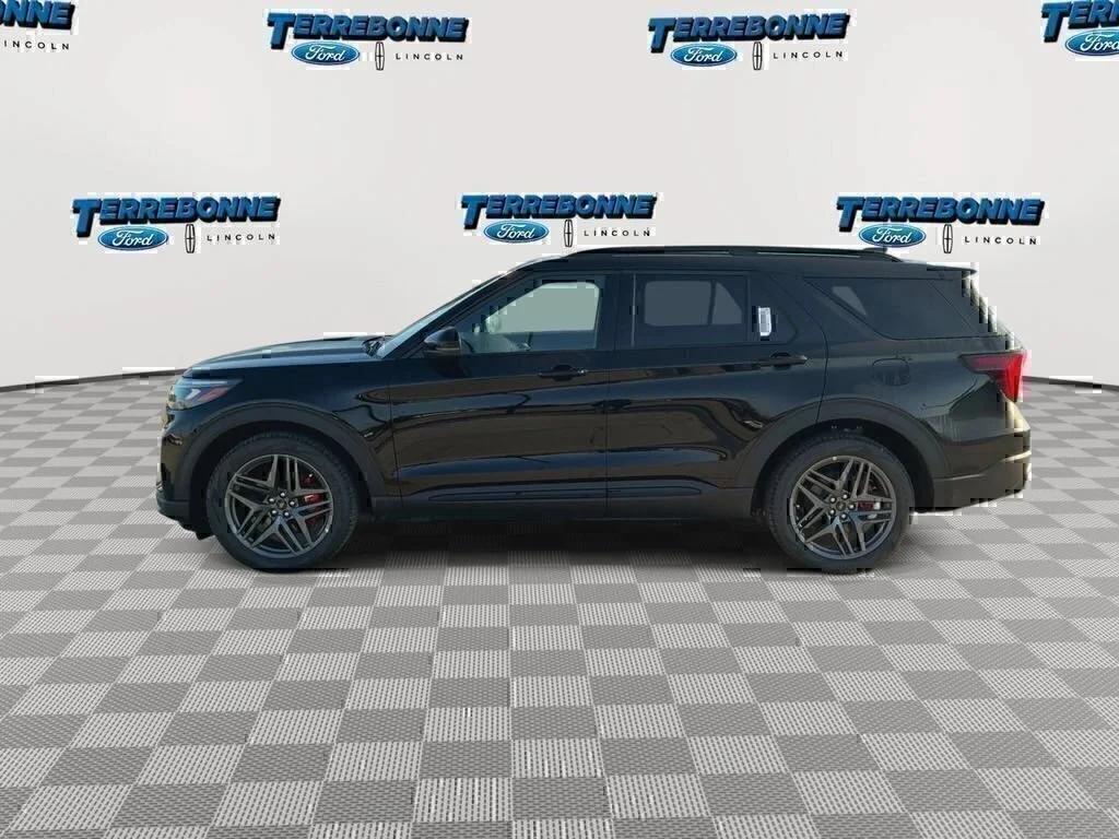 New 2026 Agate Black Metallic Ford ST image 5