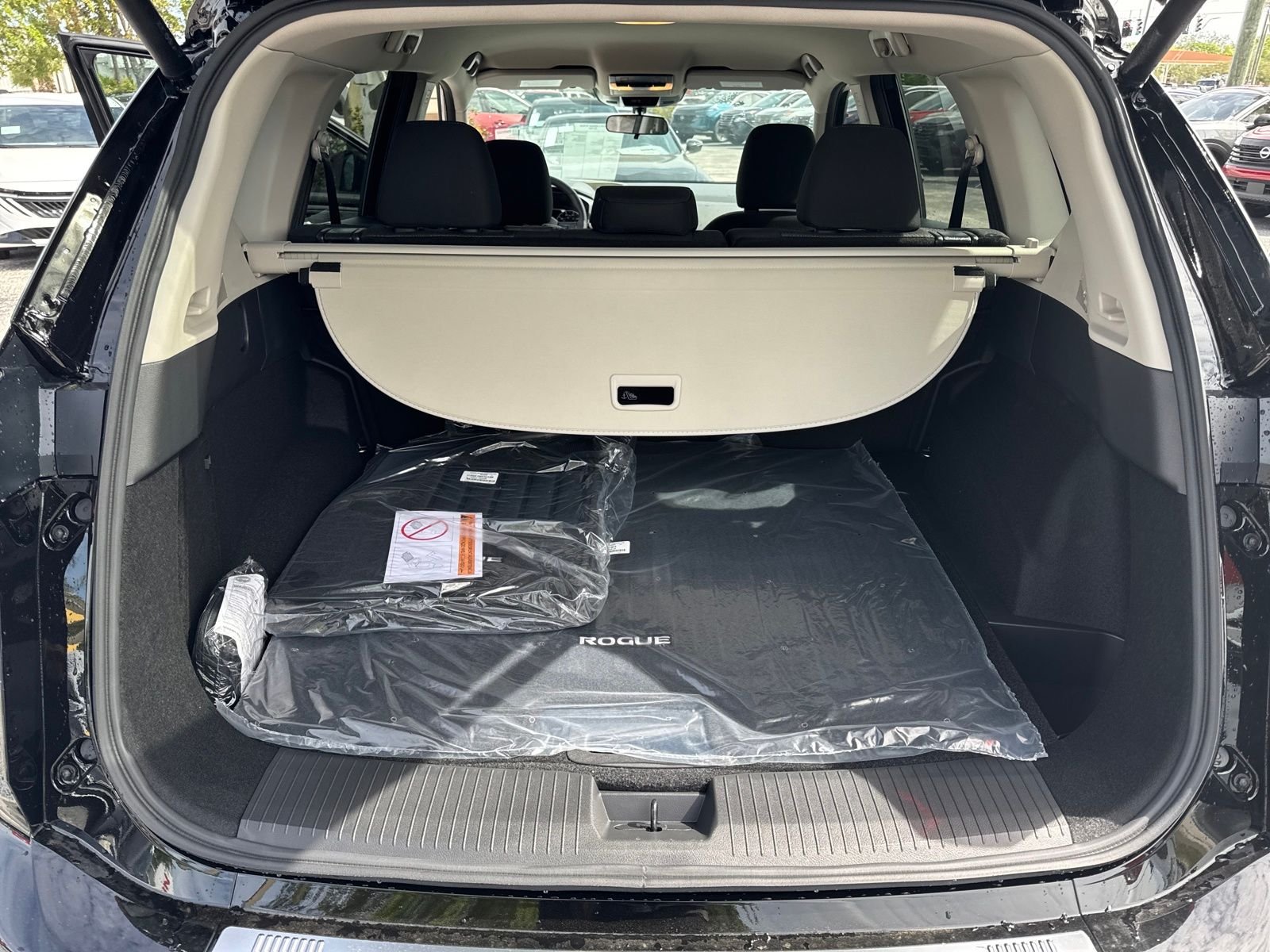 New 2026 Nissan Rogue SV 4D Sport Utility