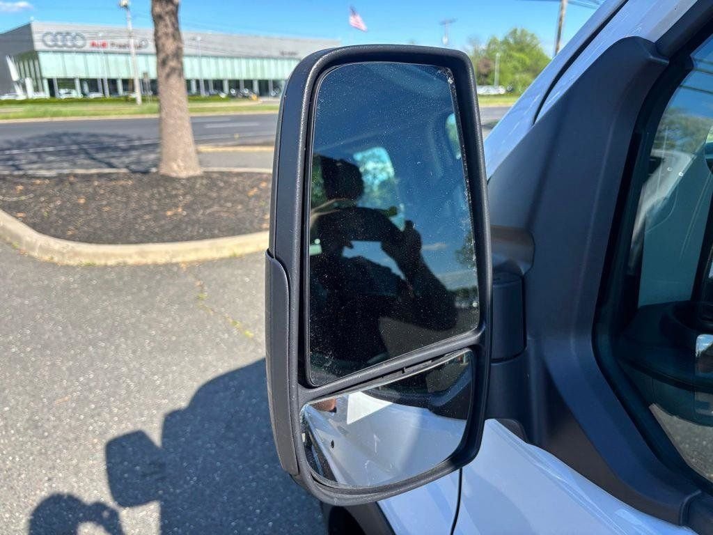 Certified Used 2023 Oxford White Ford XL image 13