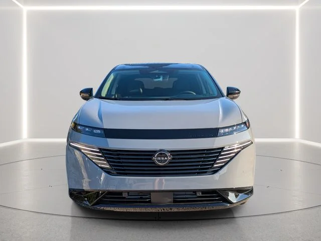 New 2027 Boulder Gray Pearl / Super Black Two-tone Nissan Dark Armor image 6