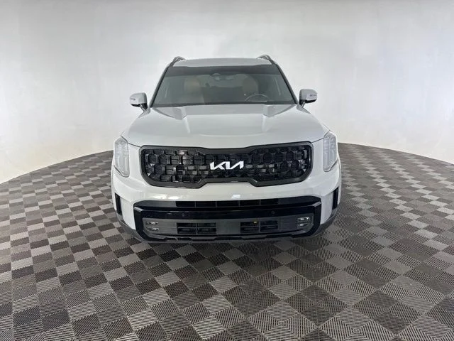Used 2024 Gray Kia SX-Prestige X-Line image 3