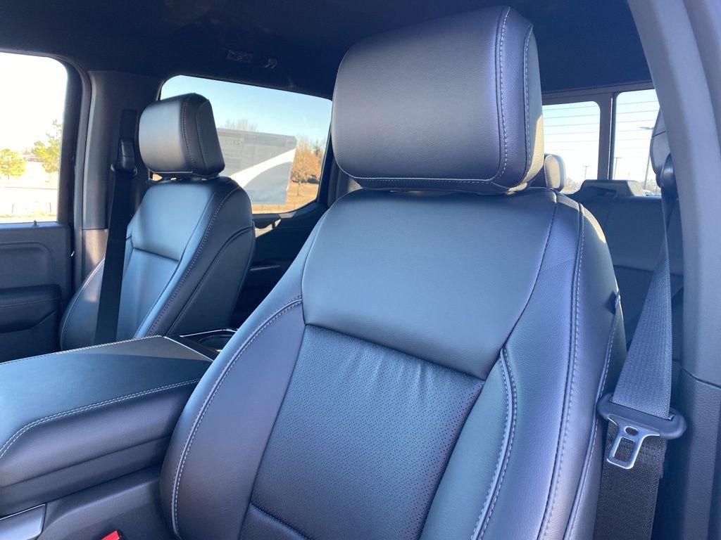 2025 Ford F-150 Lariat - Photo 13