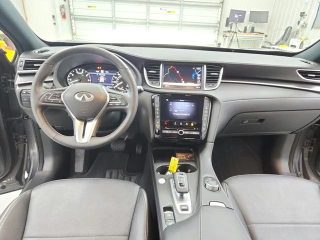 Used 2025 Gray INFINITI ESSENTIAL image 24