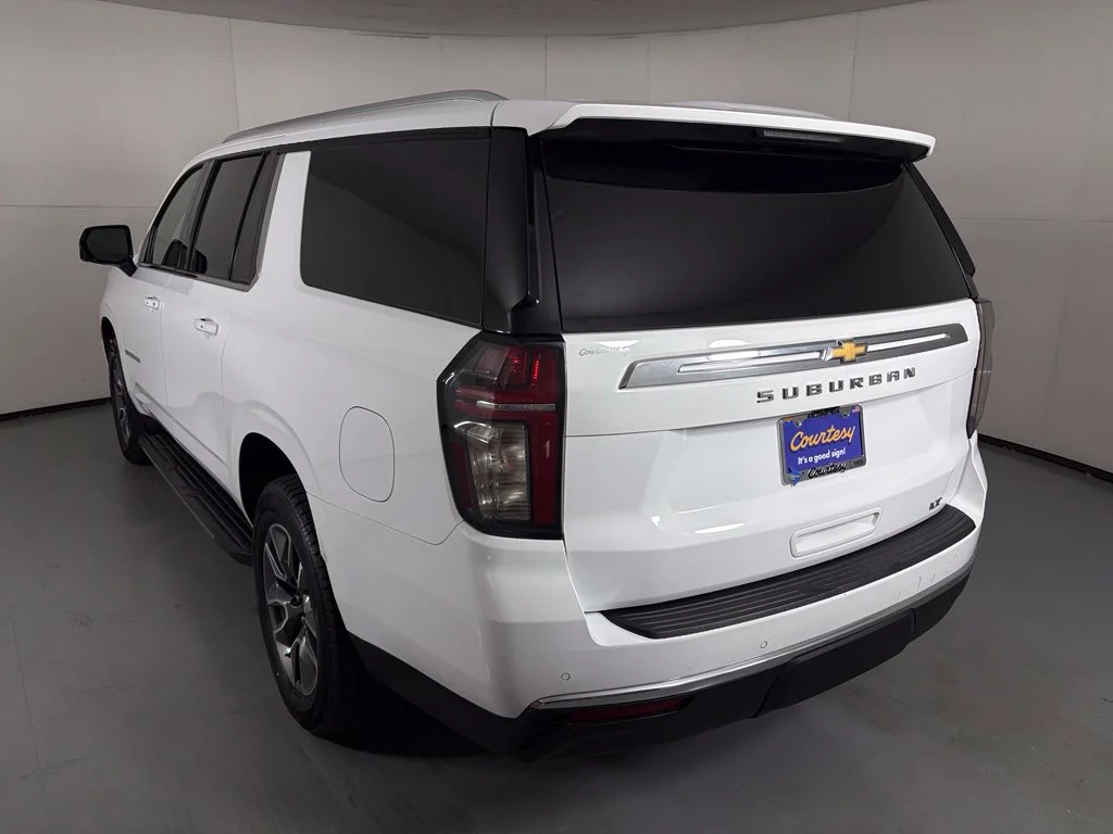 Used 2021 White Chevrolet LT image 6