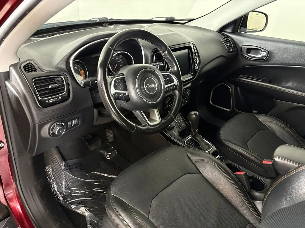 Used 2021 Red Jeep Limited image 17