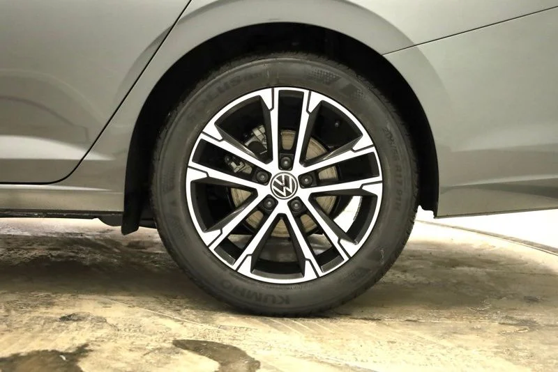 New 2026 Gray Volkswagen 1.5T Sport image 33