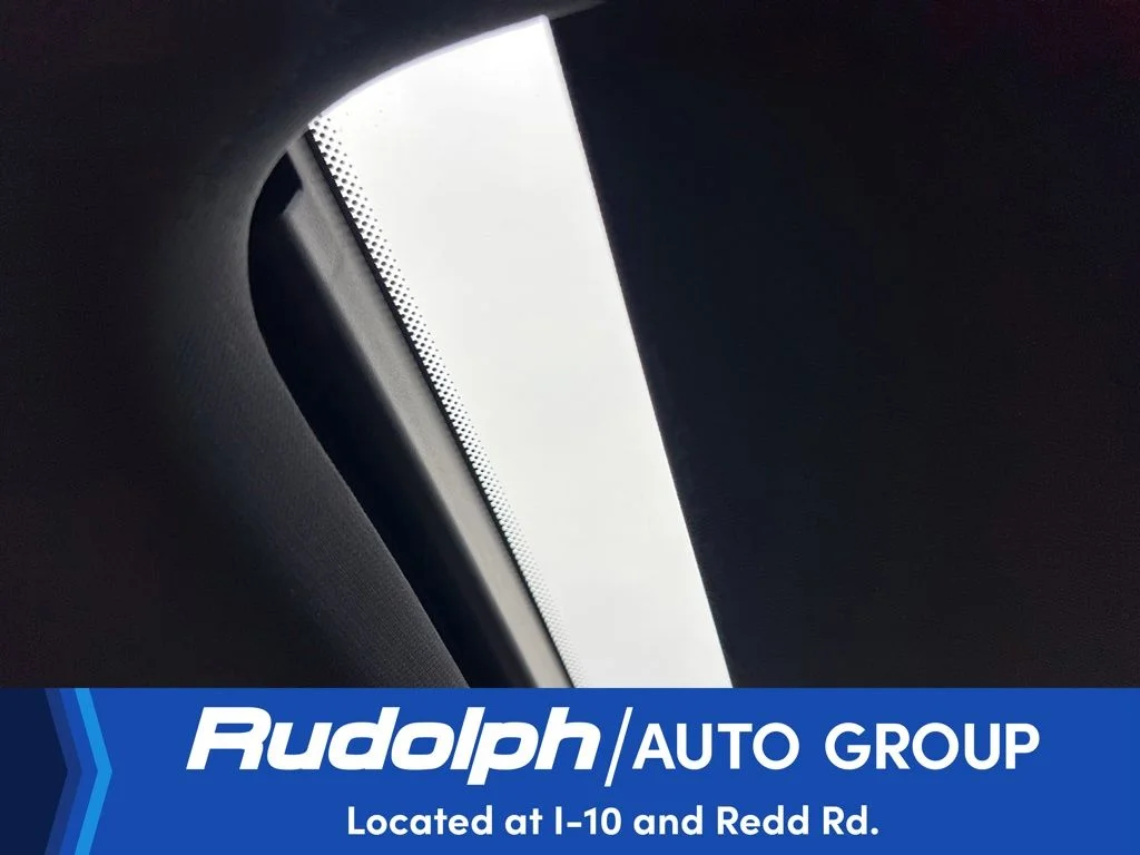 Used 2024 White BMW xDrive30i image 21