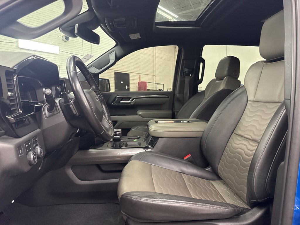 Used 2022 Gray Chevrolet ZR2 image 9