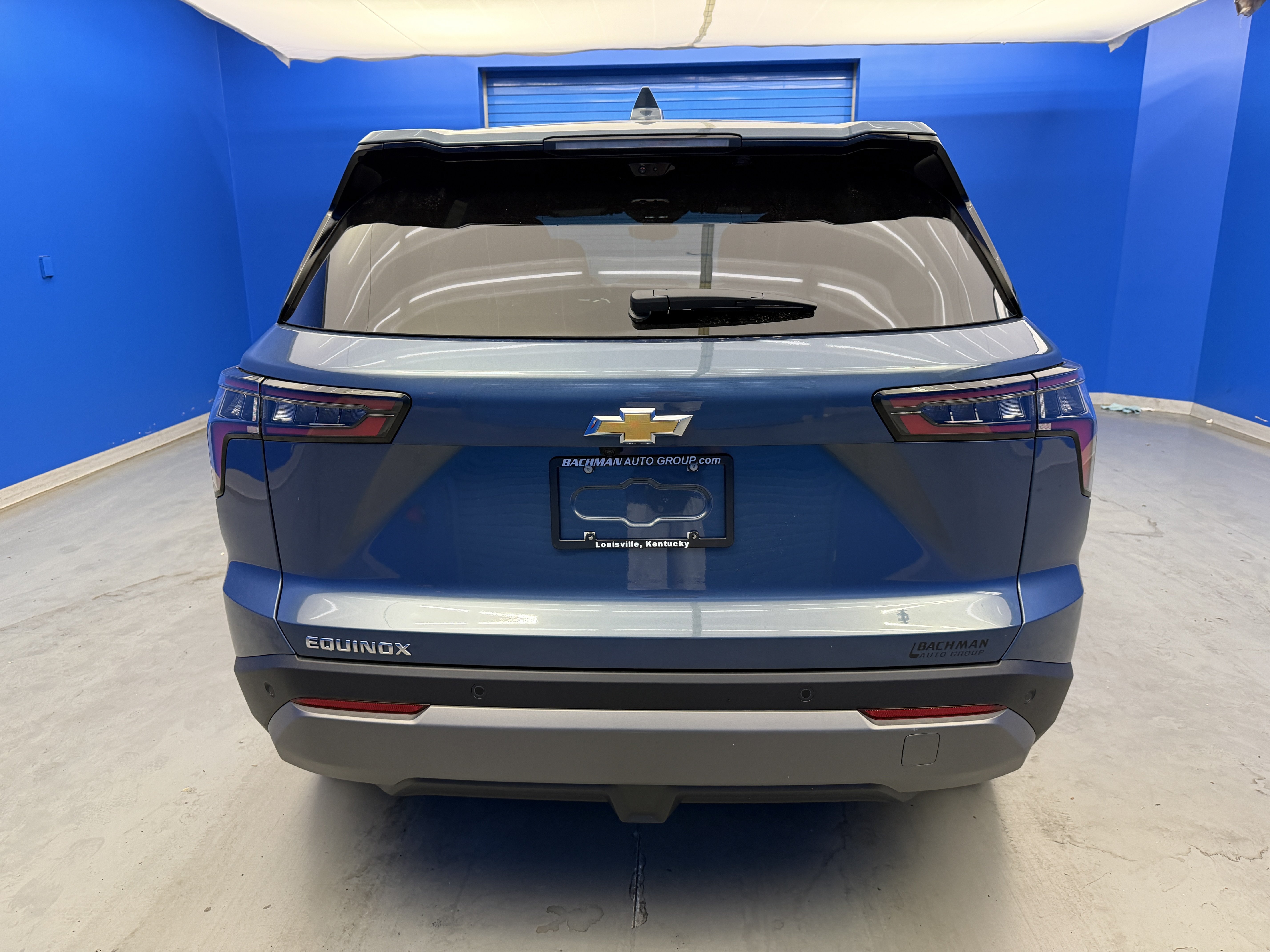 2027 Chevrolet Equinox LT - Photo 6