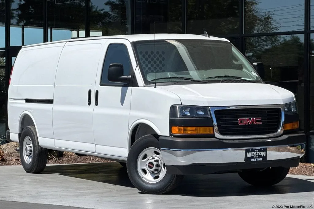 2025 GMC Savana Cargo