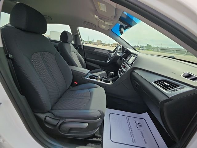 Used 2018 Quartz White Pearl Hyundai SEL image 31