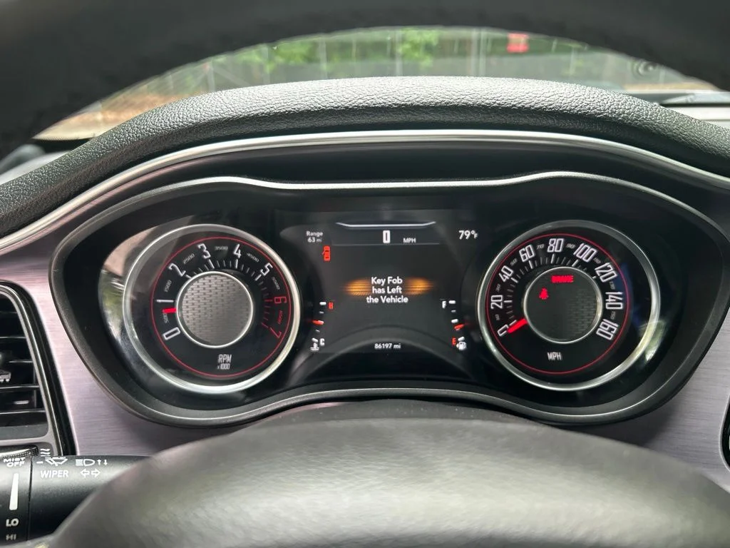 Used 2016 Silver Dodge R/T Shaker image 22