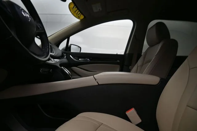 Used 2019 Black Buick Essence image 21
