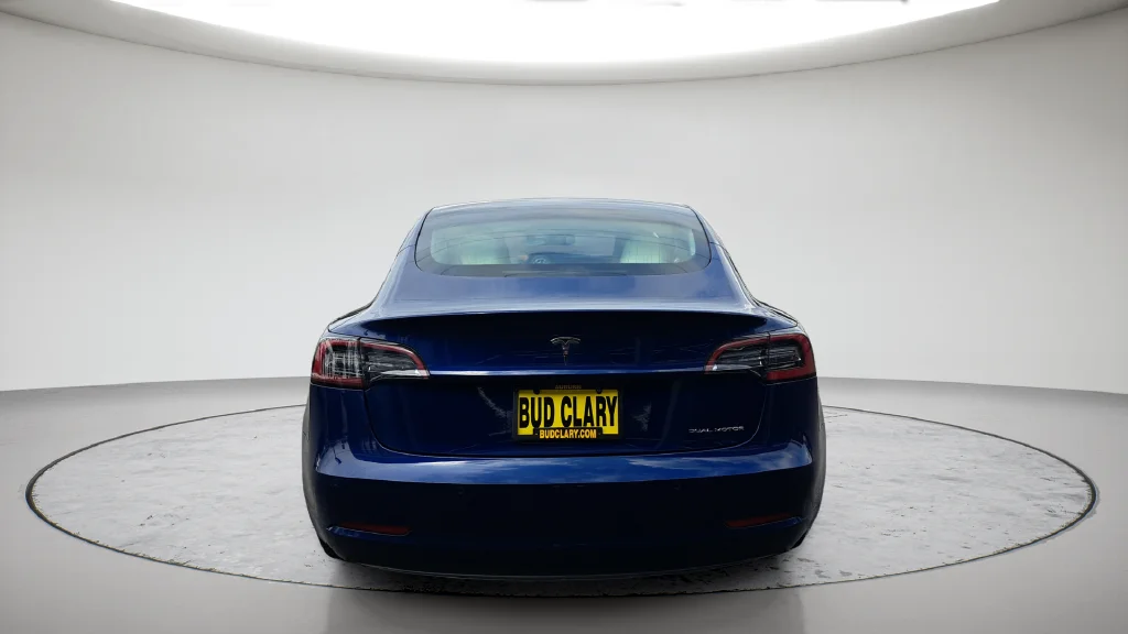 Used 2020 Blue Tesla Long Range image 6