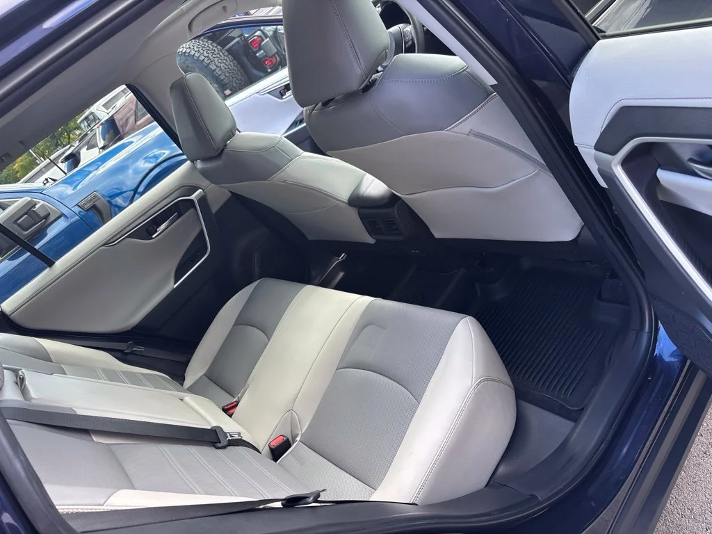 Used 2023  Toyota Limited image 25