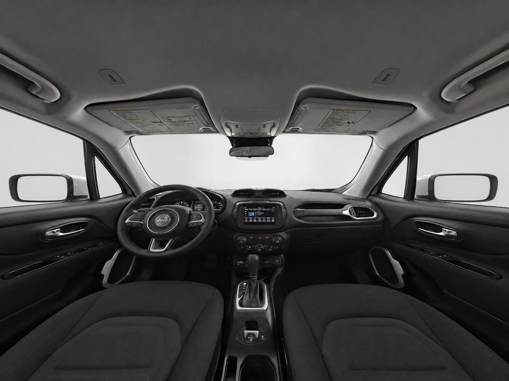 Used 2019 White Jeep Latitude image 19