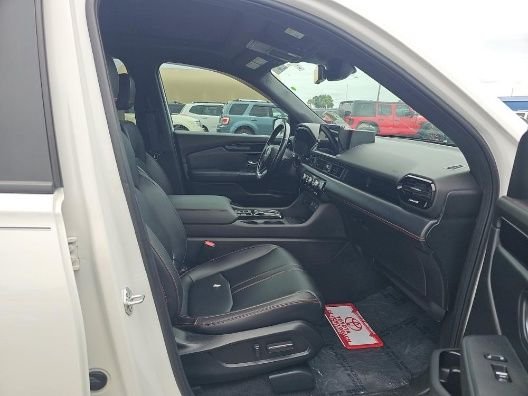 Used 2023  Honda TrailSport image 13
