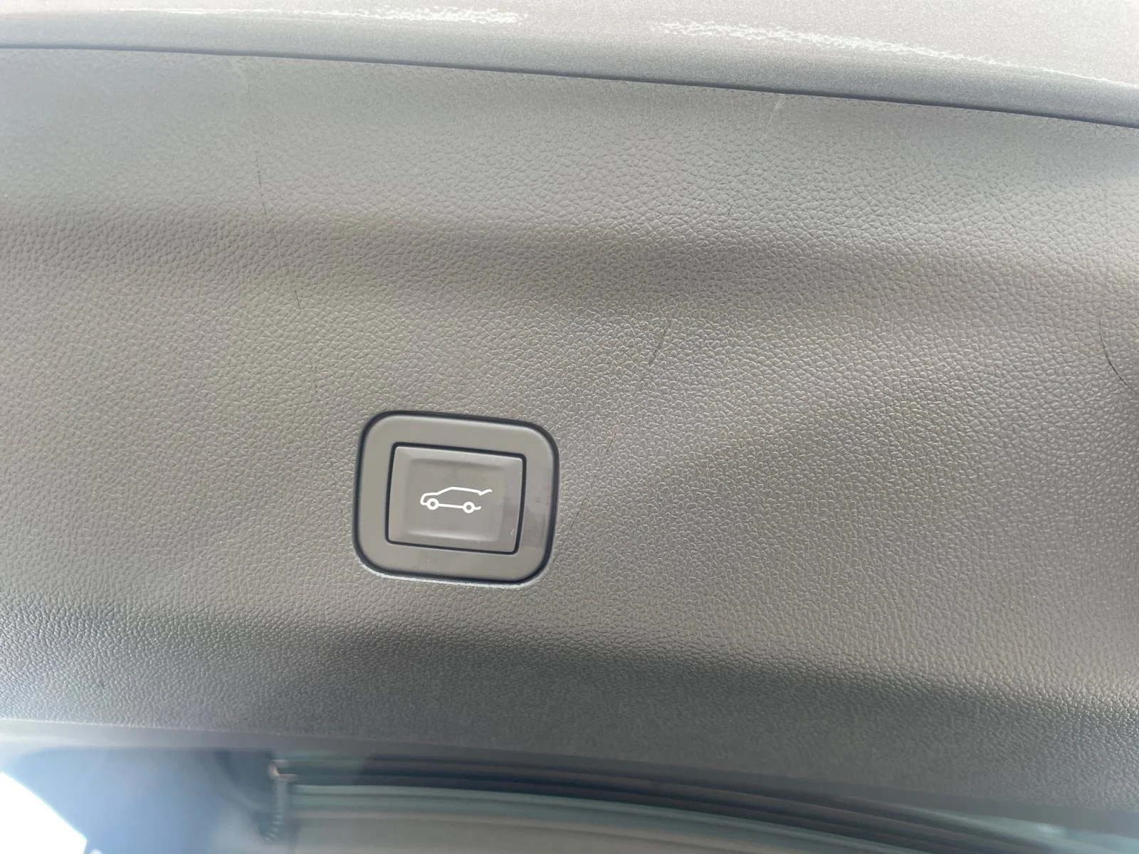 New 2026 Sterling Metallic GMC Elevation image 11