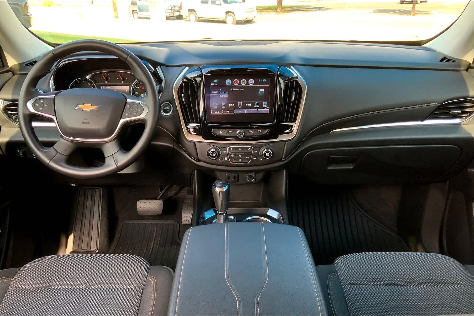 Used 2019 MOSAIC BLACK METALLIC Chevrolet LT Cloth image 16