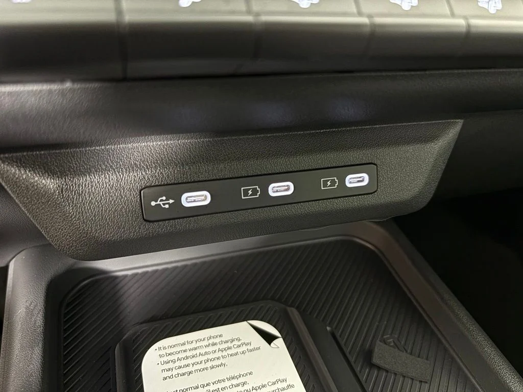 New 2027 Frost Blue / Black Roof Kia S image 28