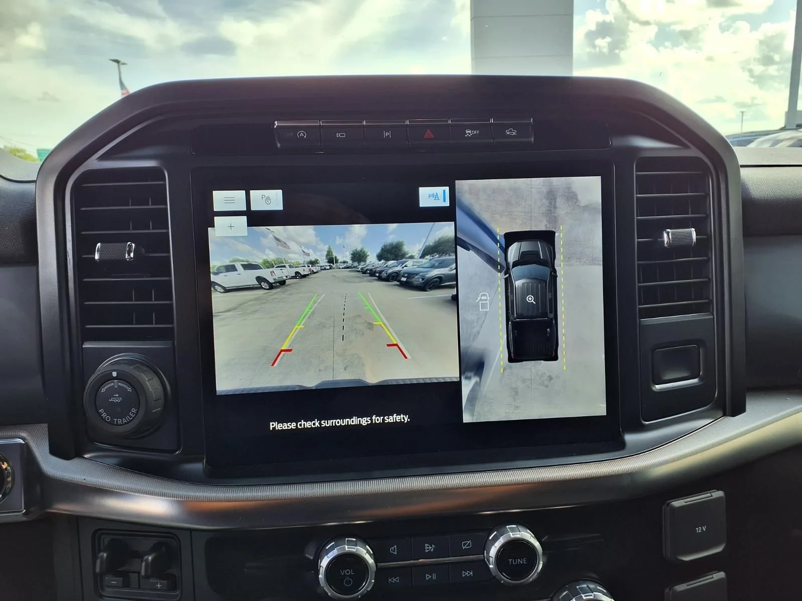 Used 2023 Gray Ford Raptor image 20