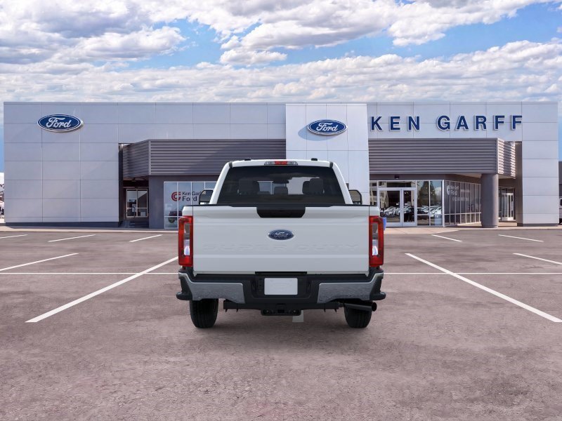 New 2026 Oxford White Ford XL image 5