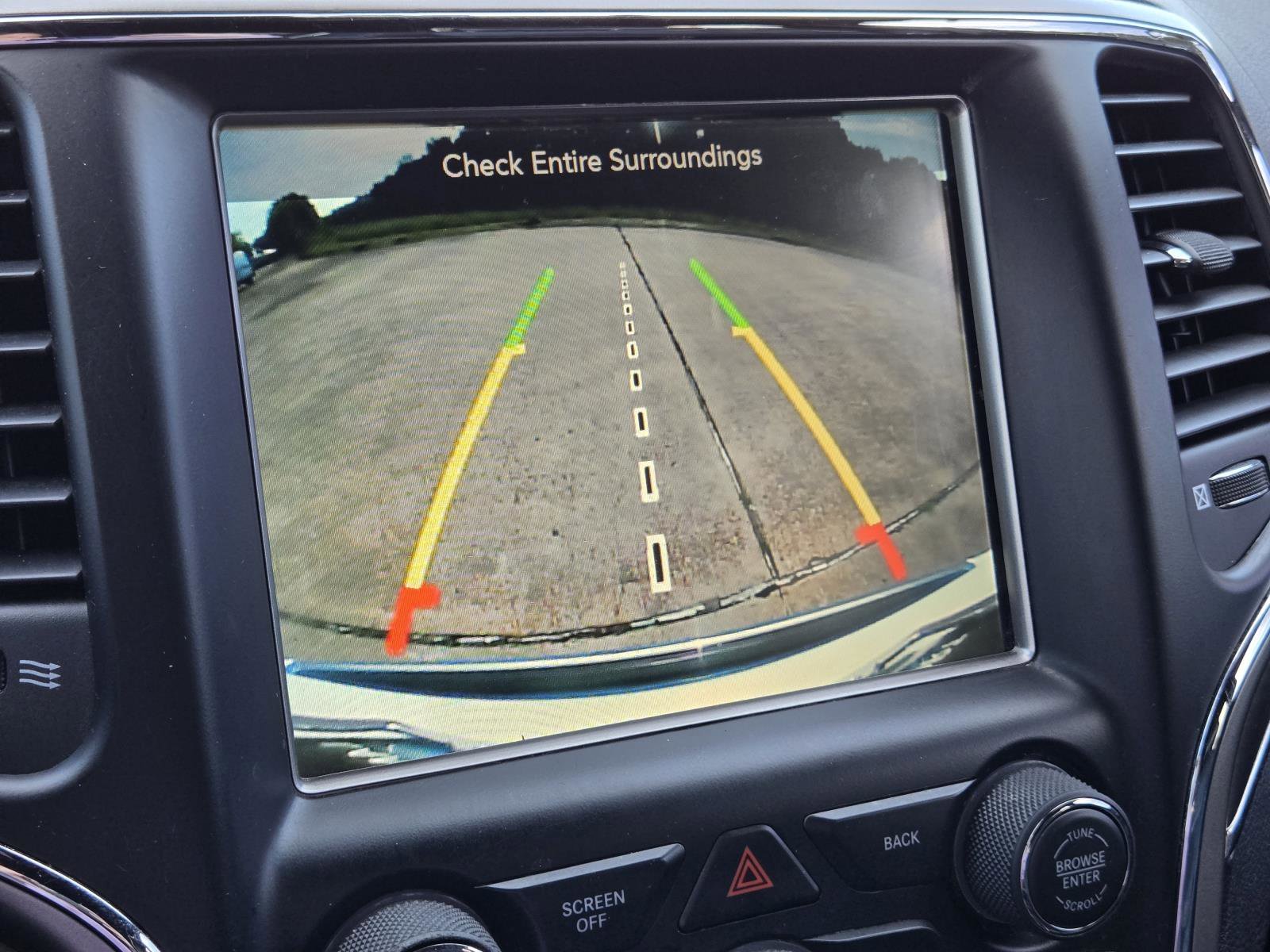 Used 2017 Ivory 3-Coat Jeep Overland image 22