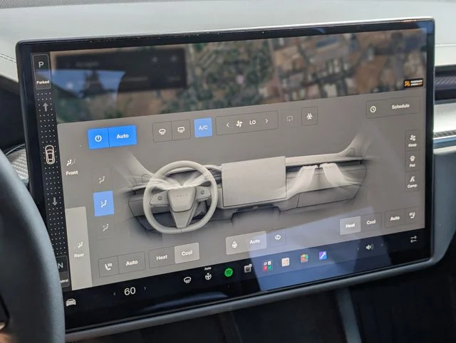 Used 2026 Lunar Silver Tesla Plaid image 18