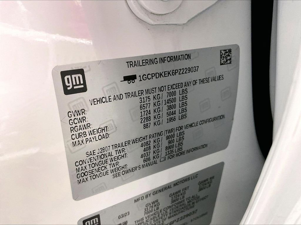 Used 2023 White Chevrolet LT image 36