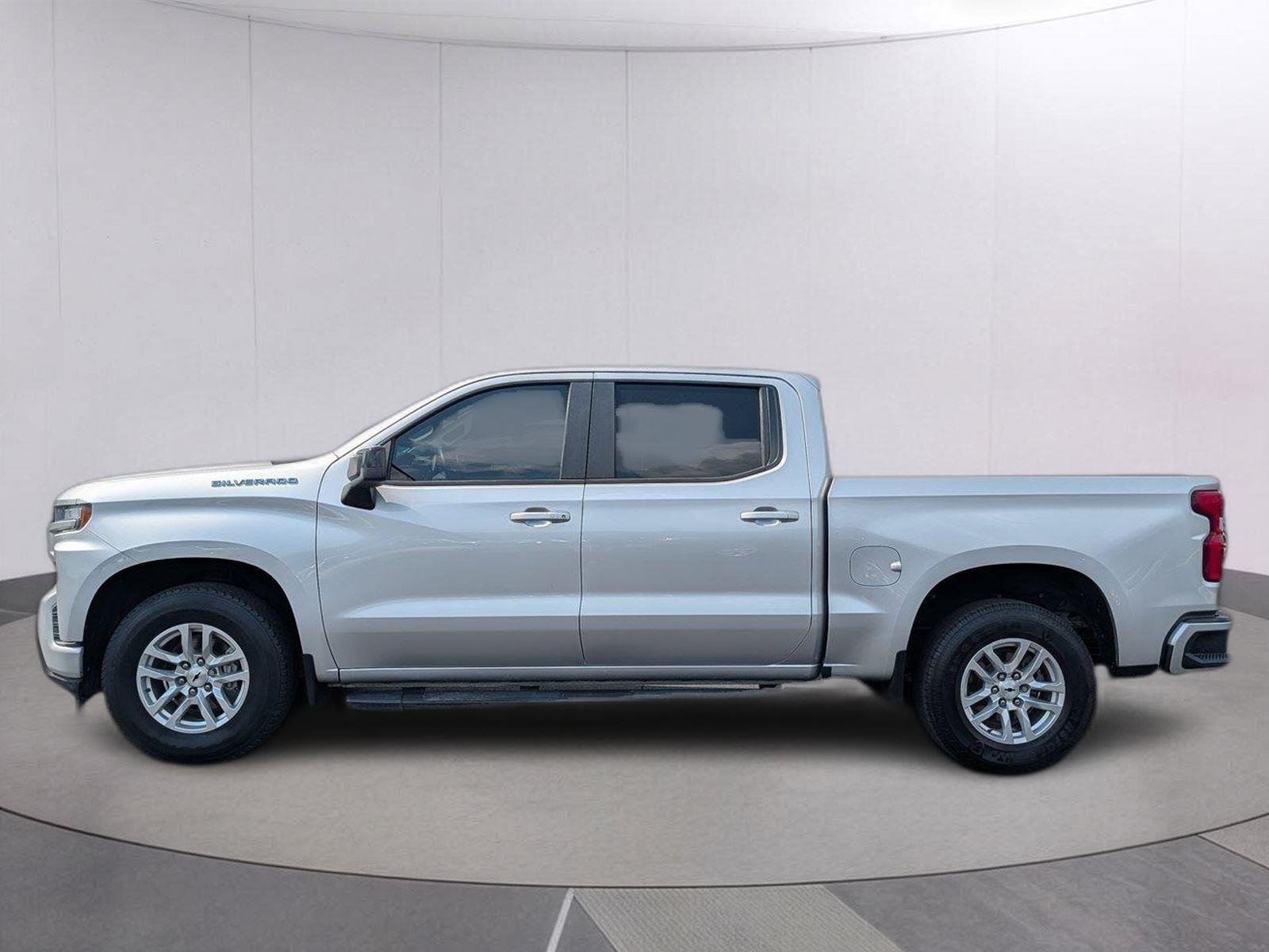 Used 2021 Silver Ice Metallic Chevrolet RST image 2