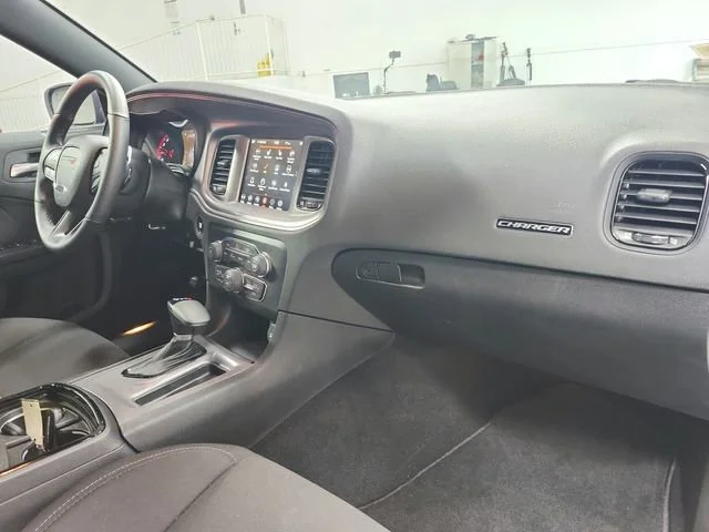 Used 2023  Dodge R/T image 37