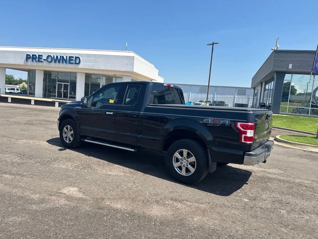 Used 2018 Guard Metallic Ford XLT image 11
