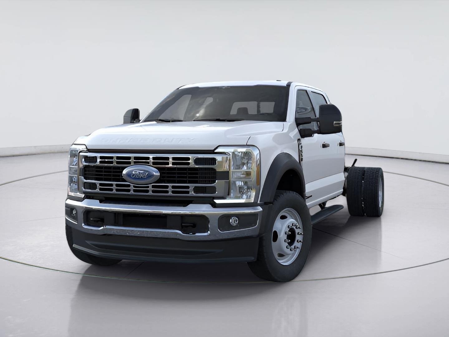 New 2026 Oxford White FORD F-550® XL image 2