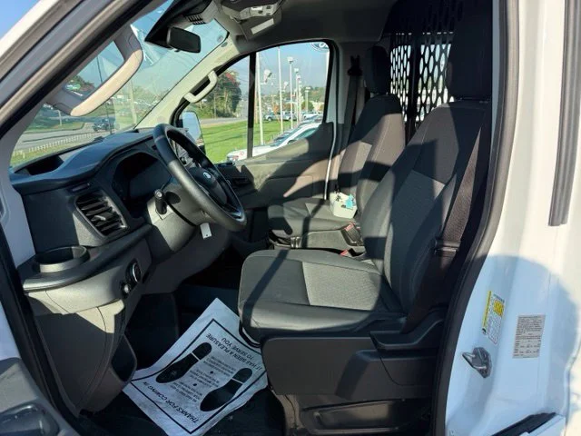 Used 2025 White Ford Base image 11