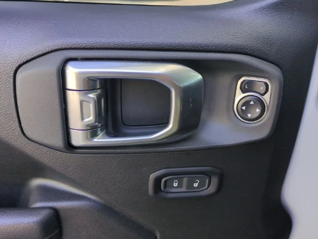 Used 2024 White Jeep Rubicon 4xe image 13