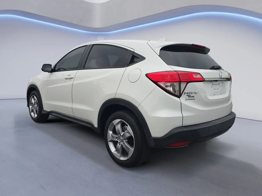Used 2020 Lunar Silver Metallic Honda LX image 4