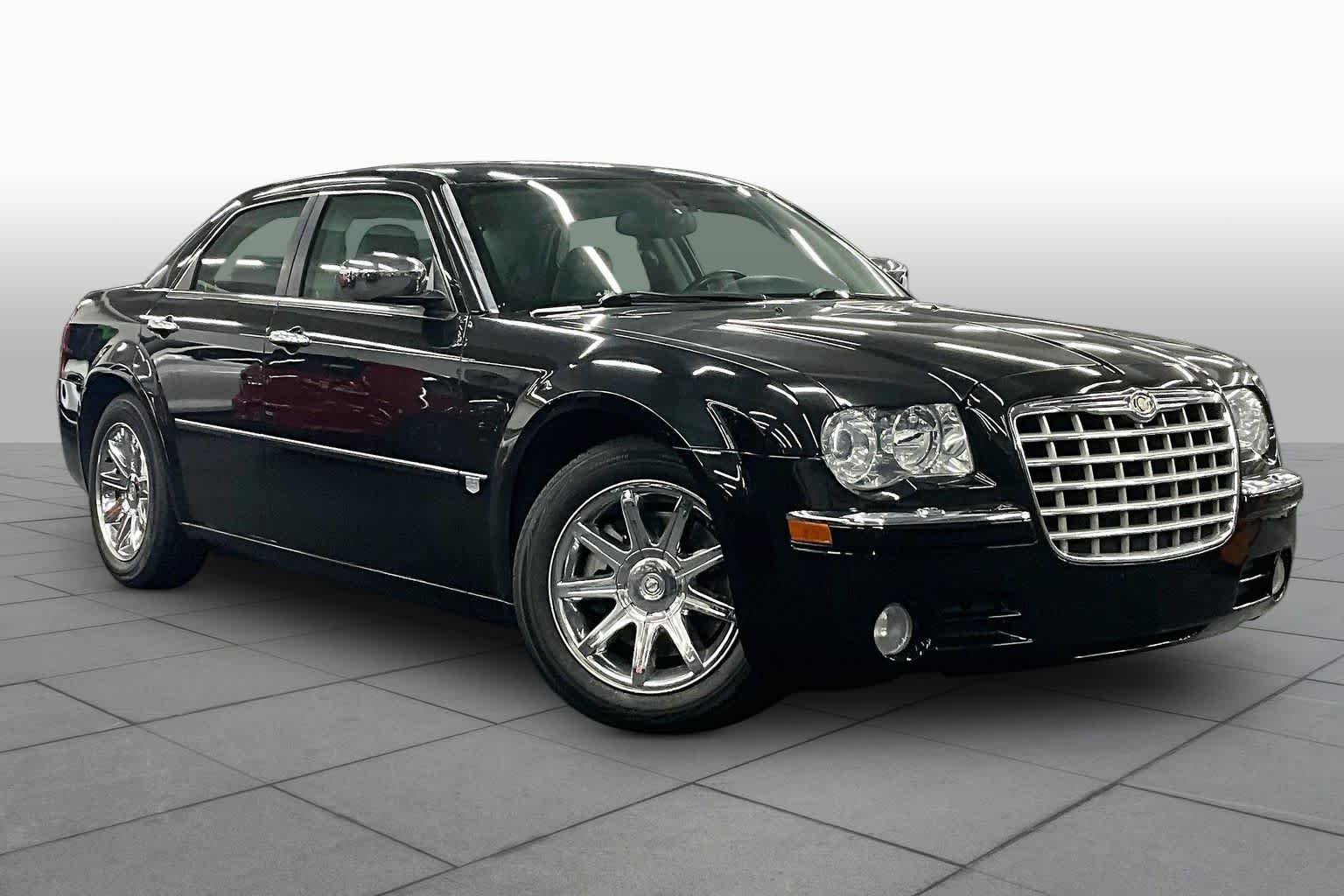 Used 2005 Chrysler 300 C with VIN 2C3AA63H85H674829 for sale in Tustin, CA