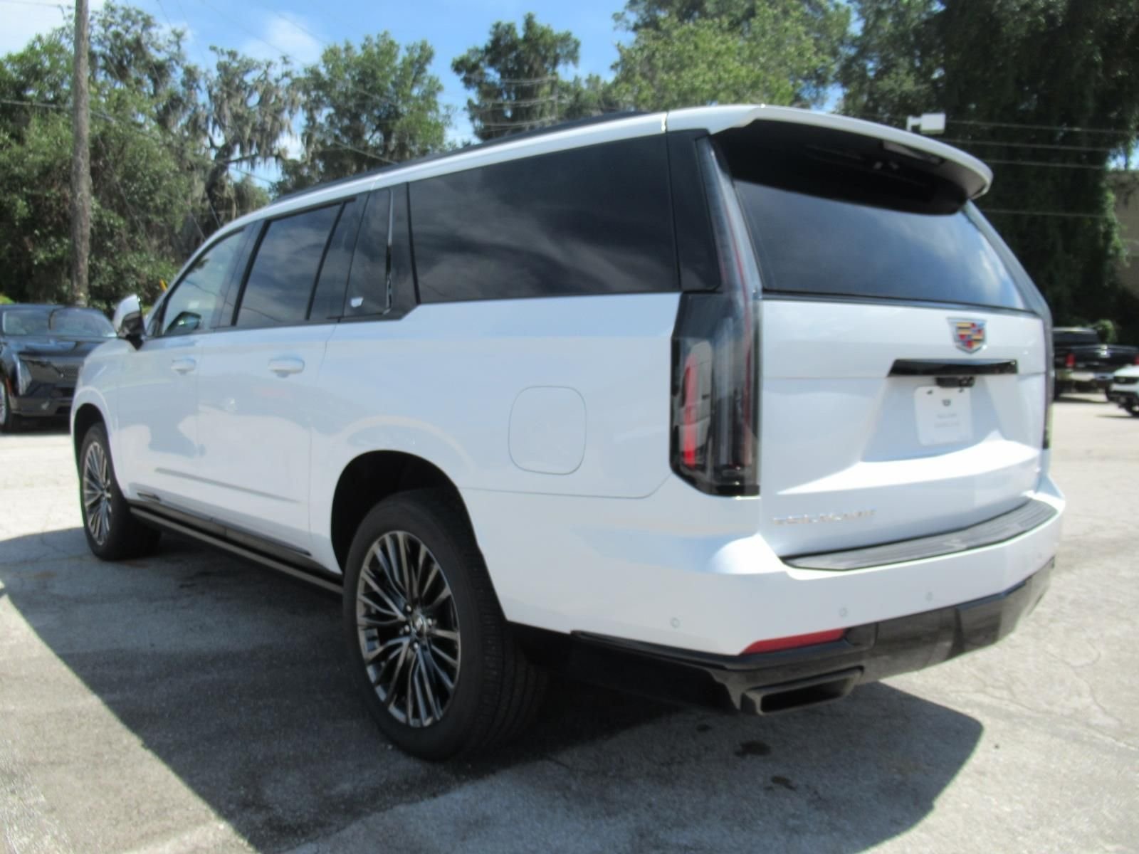 Used 2026 White Cadillac Platinum Edition image 6