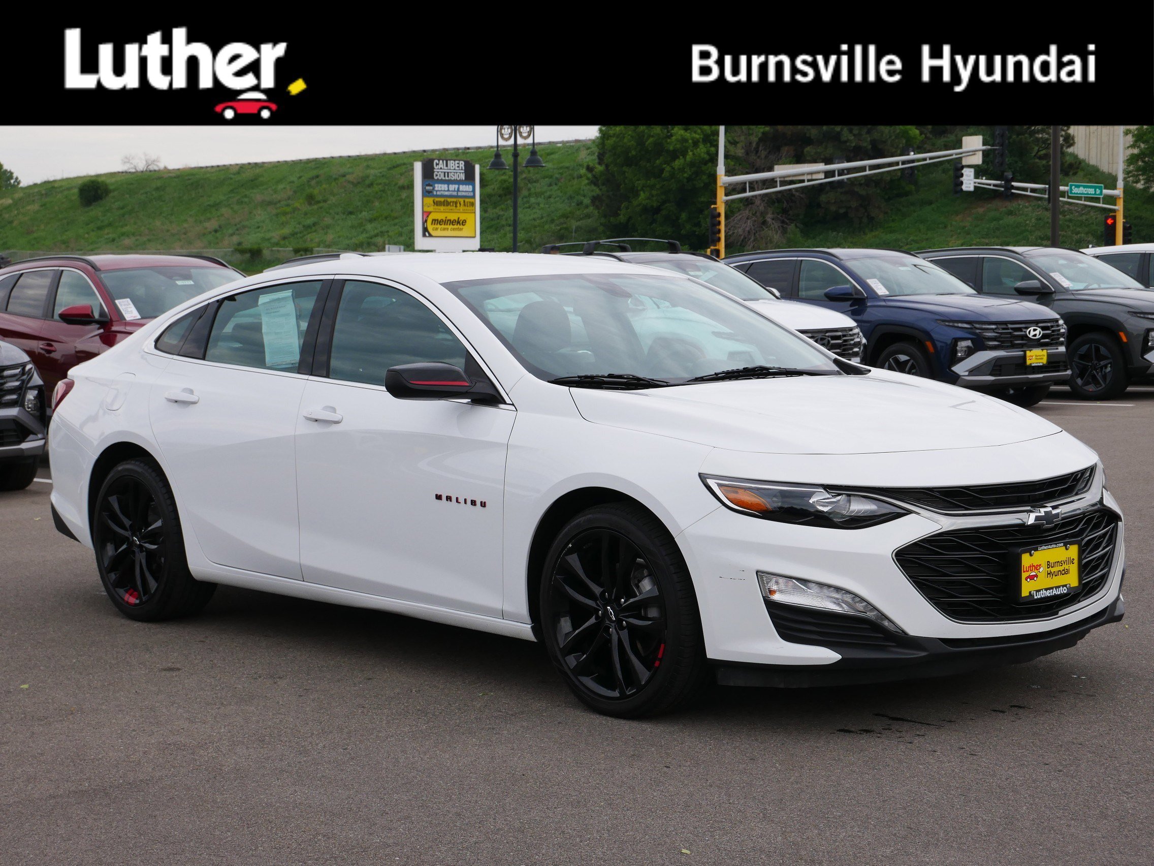 2022 Chevrolet Malibu 1LT's photo