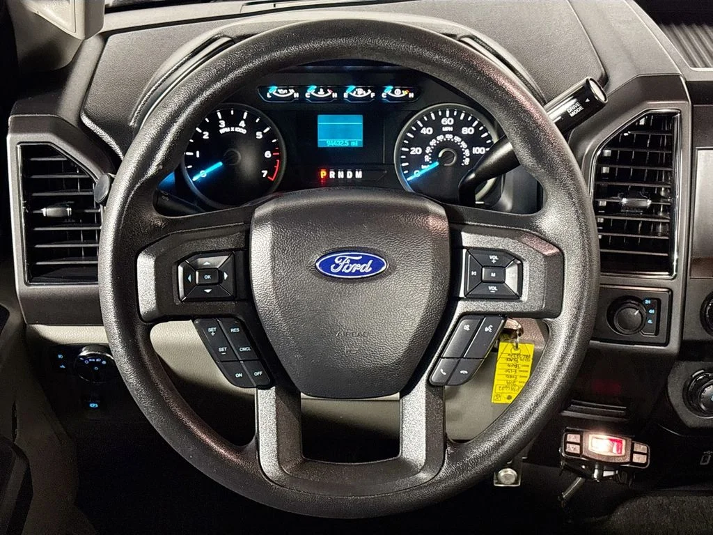 Used 2019 Black Ford XLT image 13