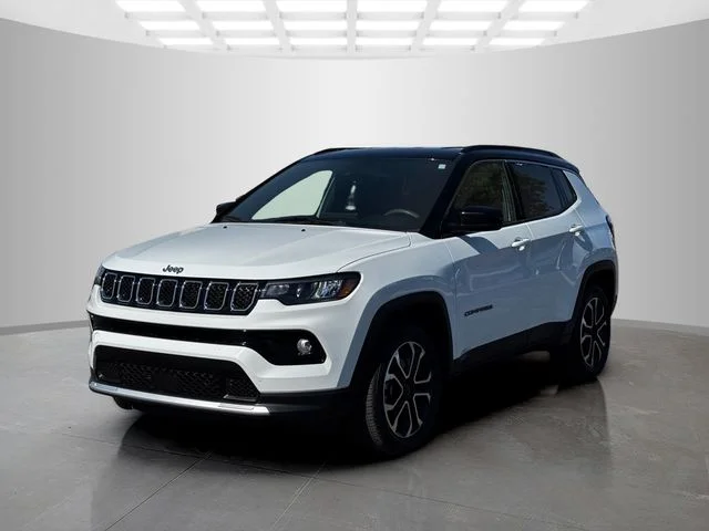 Certified Used 2023 White Jeep Limited image 3
