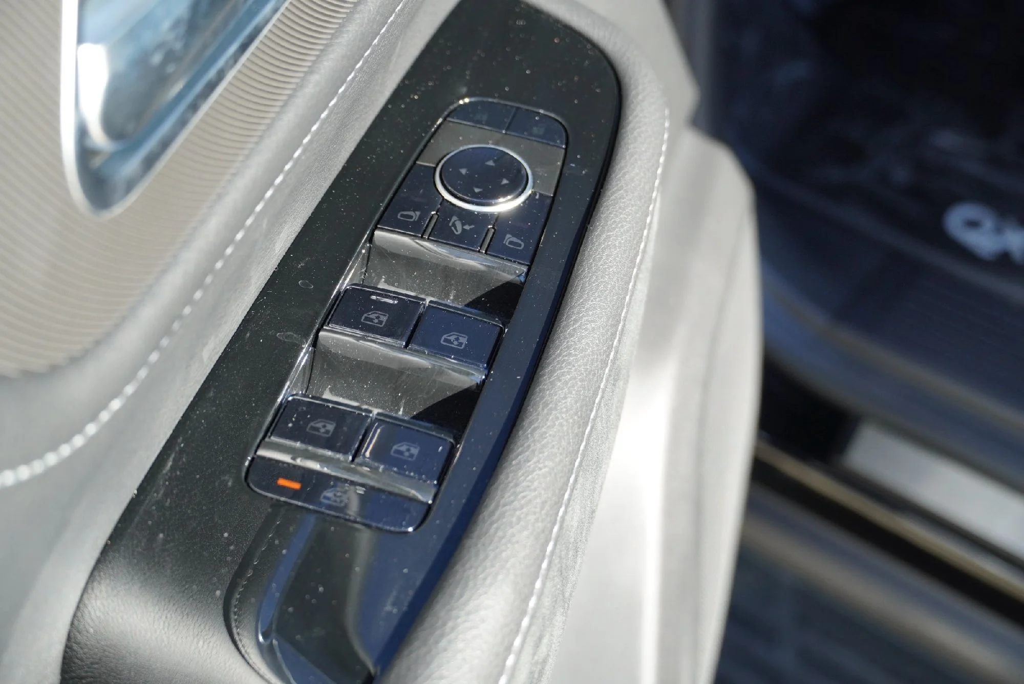 2026 INFINITI QX80 Luxe - Photo 22