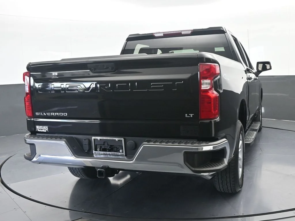 Used 2024 Black Chevrolet LT image 5