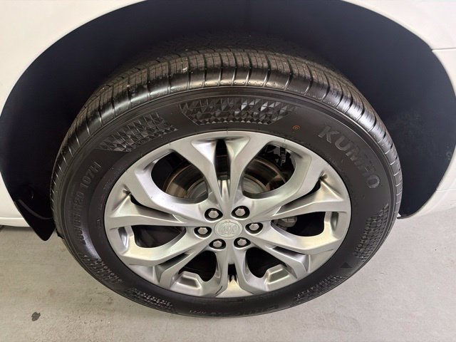 Used 2021 White Frost Tricoat Buick Avenir image 28