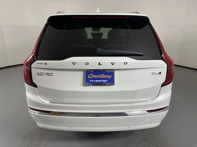 2026 Volvo XC90 Plus - Photo 7