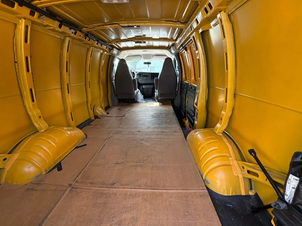 Used 2018 SPECIAL PAINT Chevrolet  image 3
