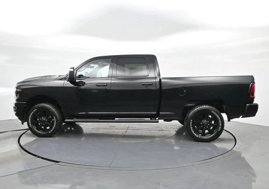 New 2026 Diamond Black Crystal Pearl-Coat Exterior Paint RAM  image 10